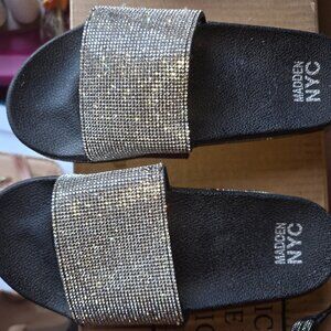 Flip flops - Madden NYC cushion flip flops size 7